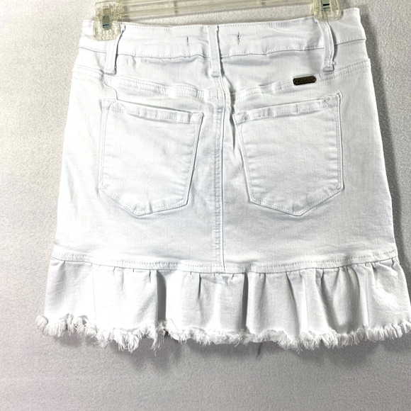 Kancan White Denim Skirt Womens Small Raw Hem Flounce Ruffle Pockets Festival - Picture 2 of 9